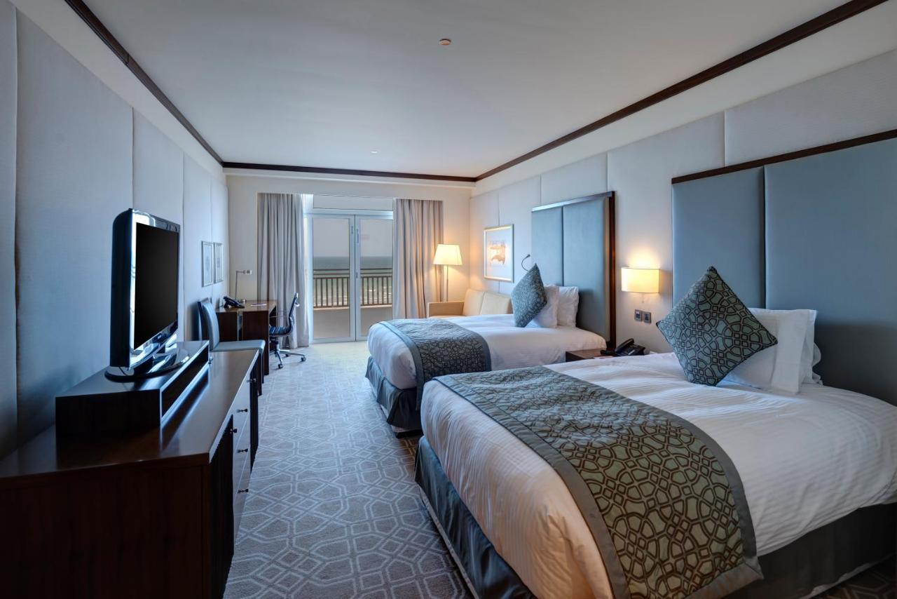 คราวน์ พลาซา ดุกม์ Hotel ดักม์ ภายนอก รูปภาพ