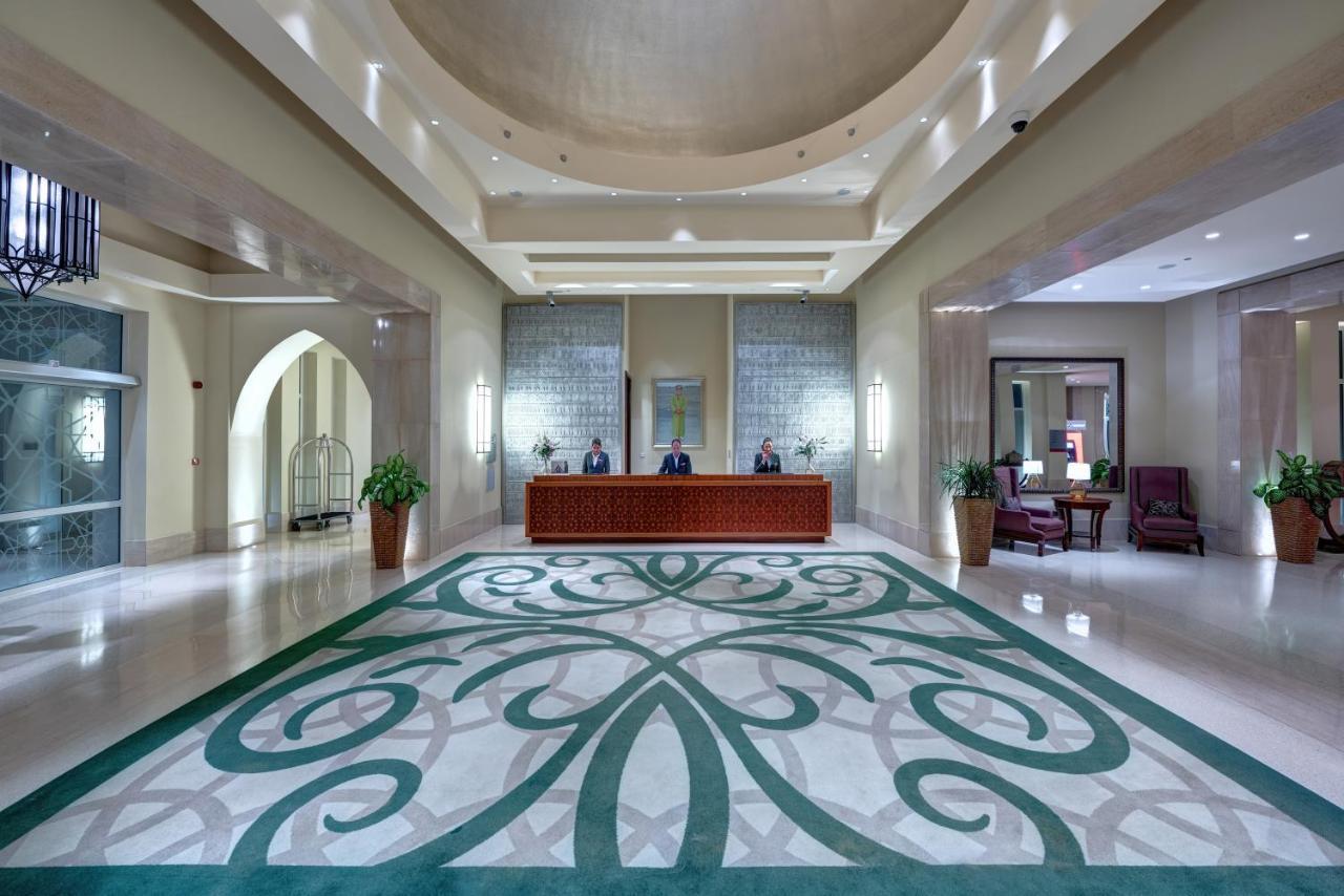 คราวน์ พลาซา ดุกม์ Hotel ดักม์ ภายนอก รูปภาพ
